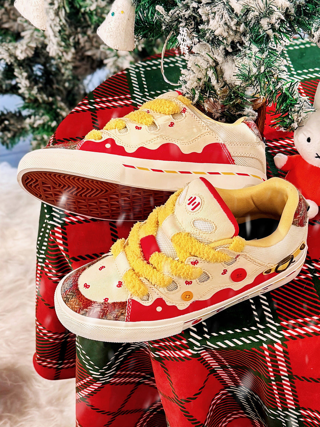 Apple-Inspired Casual Puffer Shoes
