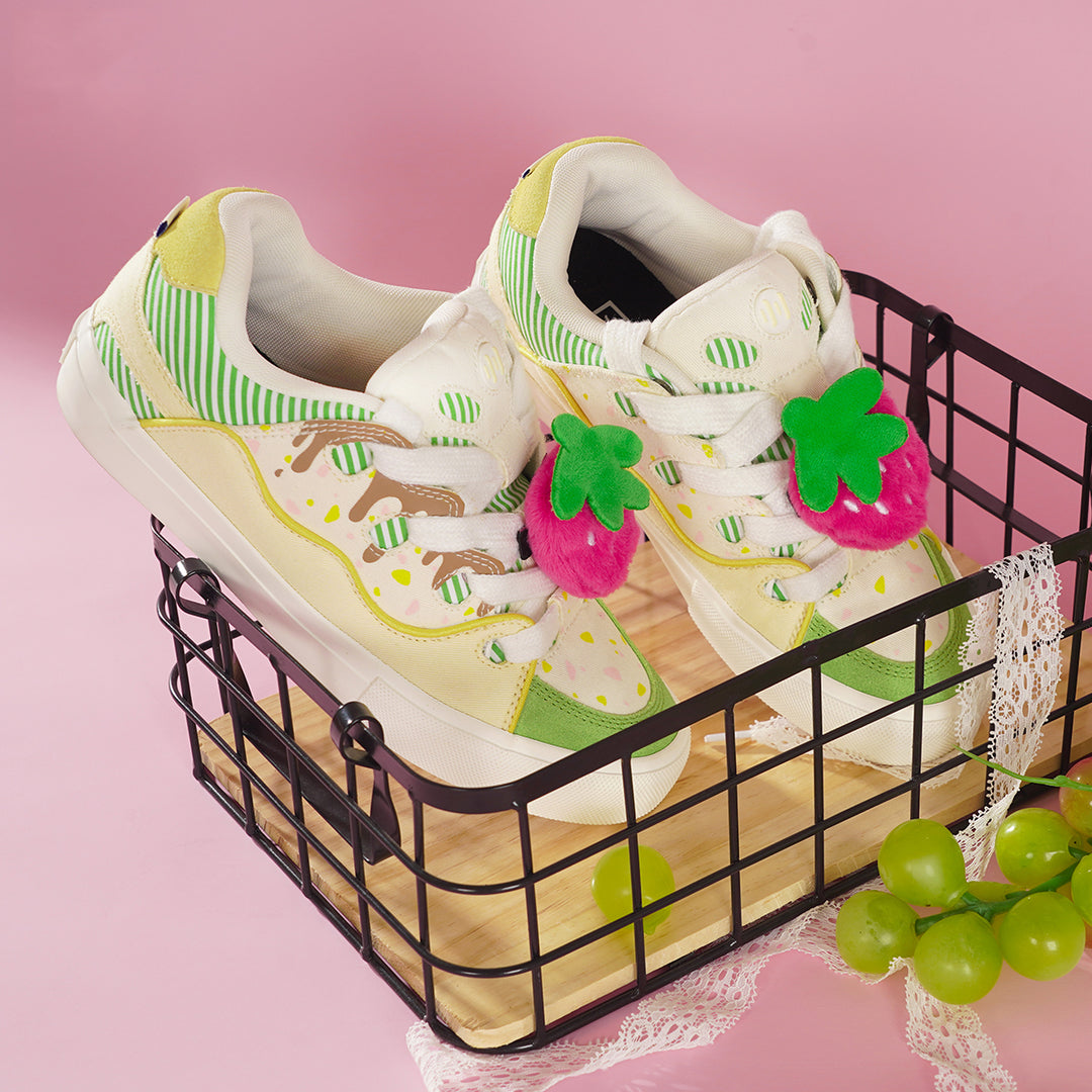 Strawberry Cake-Inspired Yellow and Green Color-Block Puffer Shoes