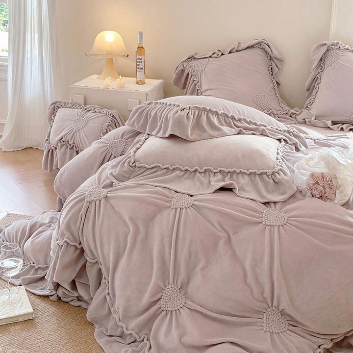 Romantic Heart-Shaped 3D Embroidery Winter Milk Velvet Duvet Cover