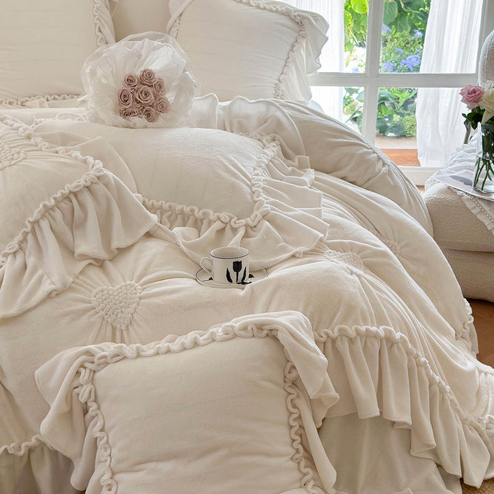 Romantic Heart-Shaped 3D Embroidery Winter Milk Velvet Duvet Cover