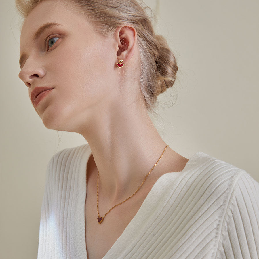 Red Heart-shaped Necklace
