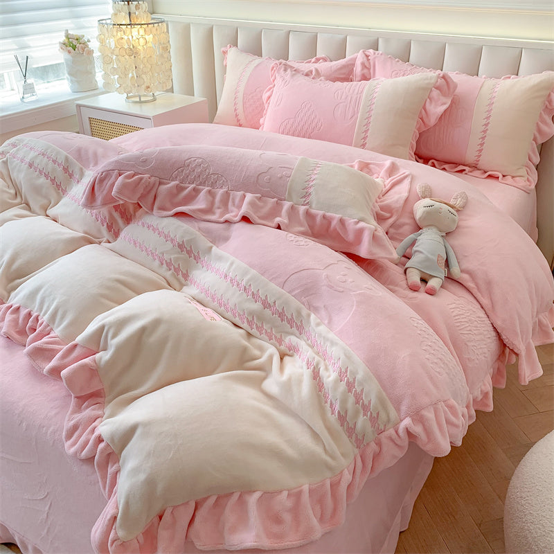 Princess-style Milk Fleece Winter Thickened Lace Bedding Set