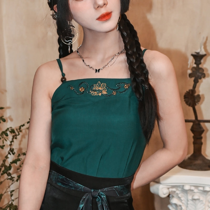 Snake Pattern Embroidered Tube Top / Cardigan / Skirt