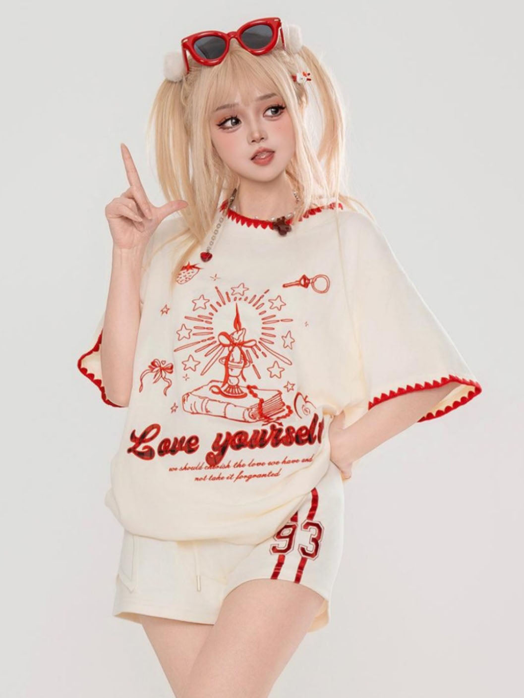 Korean-style apricot sweet cartoon print loose short-sleeve t-shirt