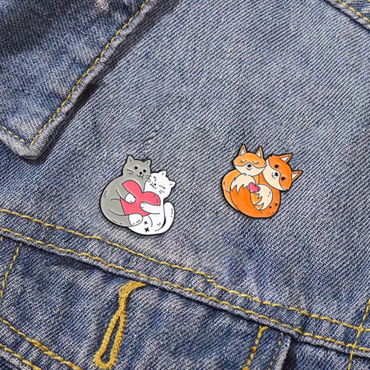 Loving Little Animals BROOCH PIN