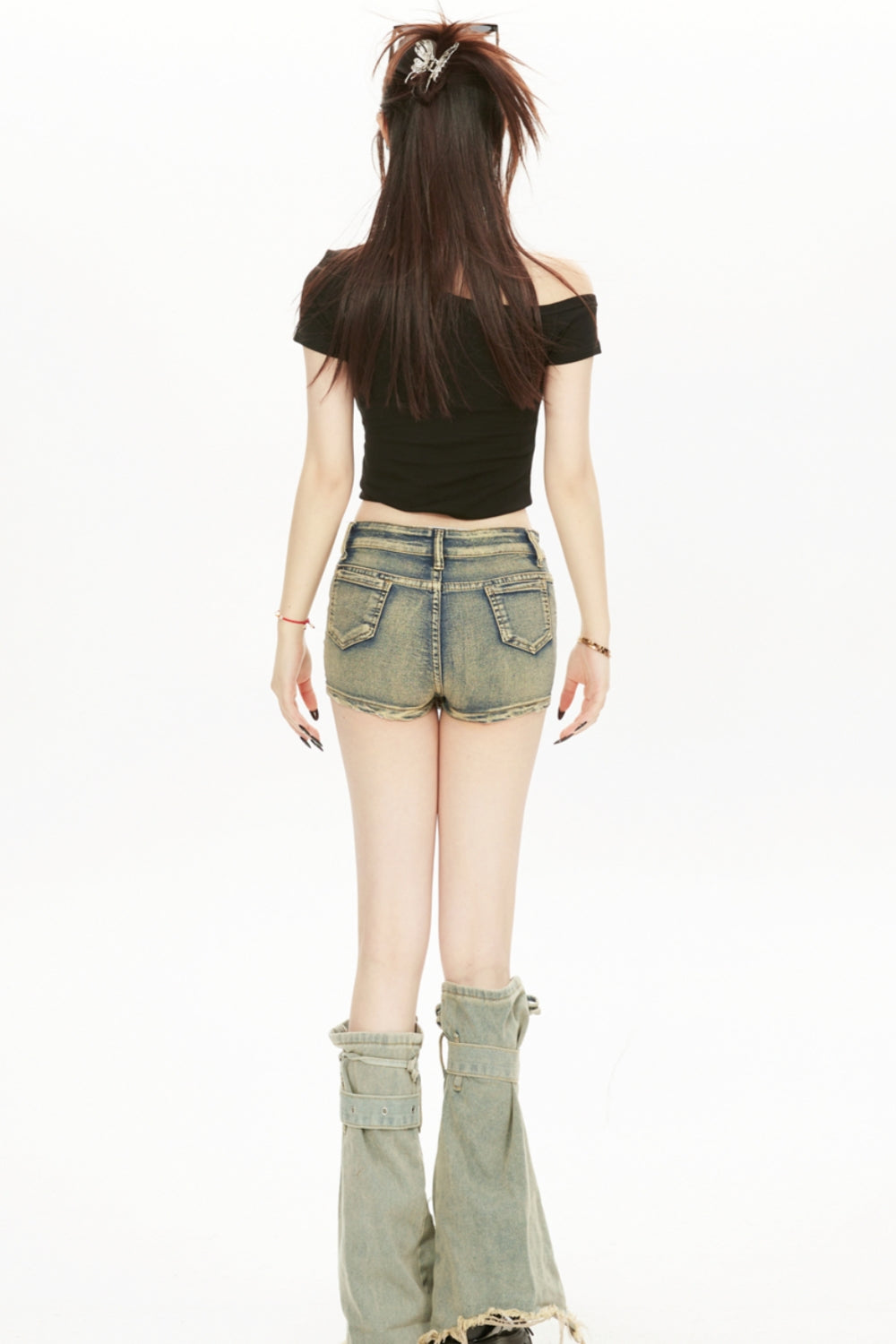 Off-Shoulder Letter Print T-Shirt