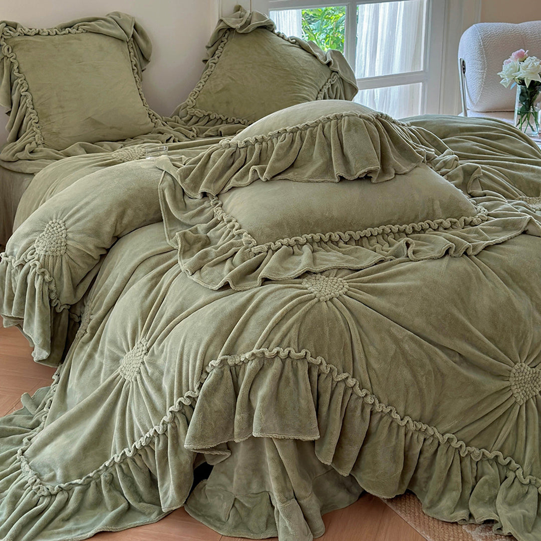 Romantic Heart-Shaped 3D Embroidery Winter Milk Velvet Duvet Cover