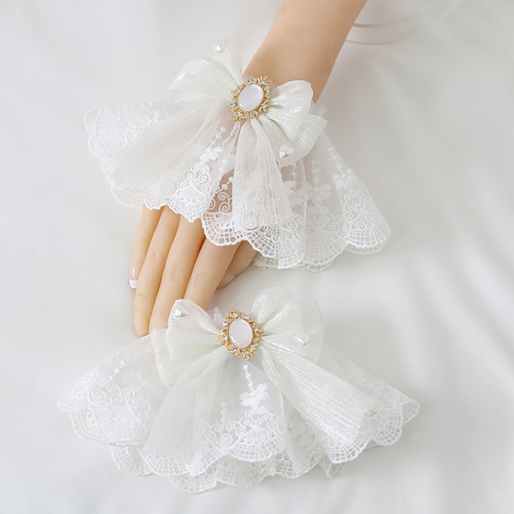 Ribbon Gem Pendant Lace Wristlet