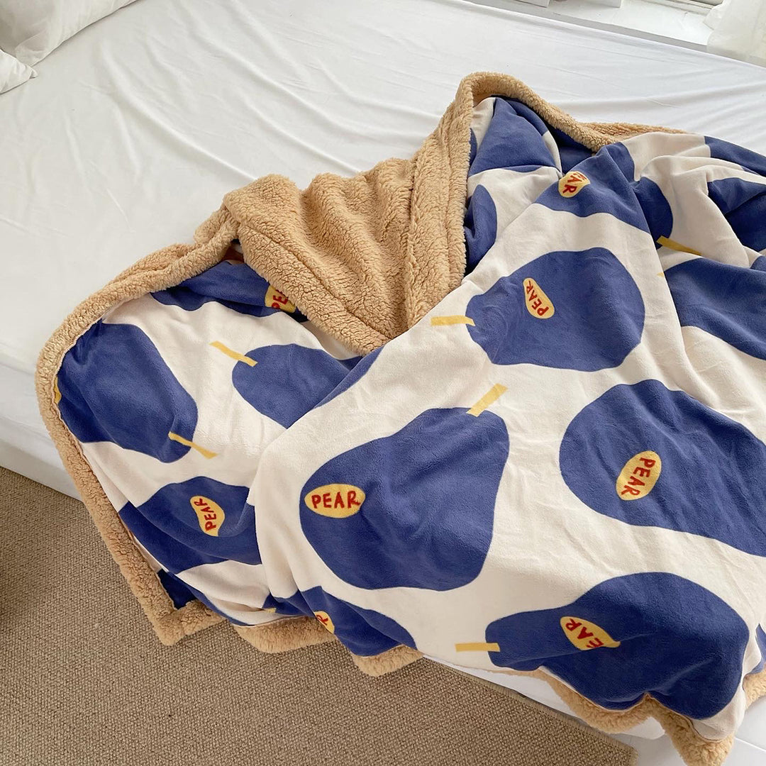 Sweet Blue Pear Print Plush Velvet Blanket