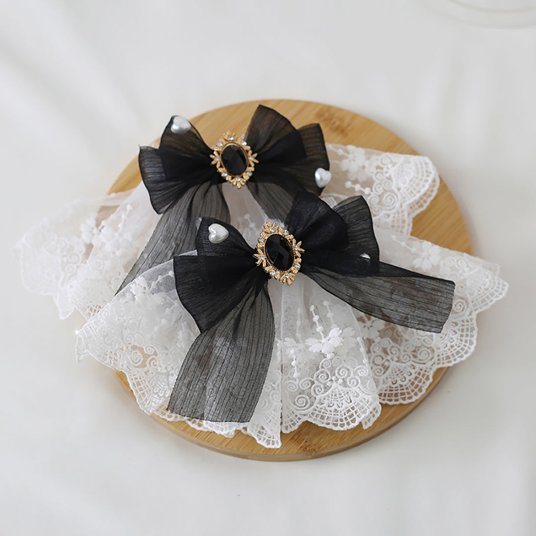 Ribbon Gem Pendant Lace Wristlet