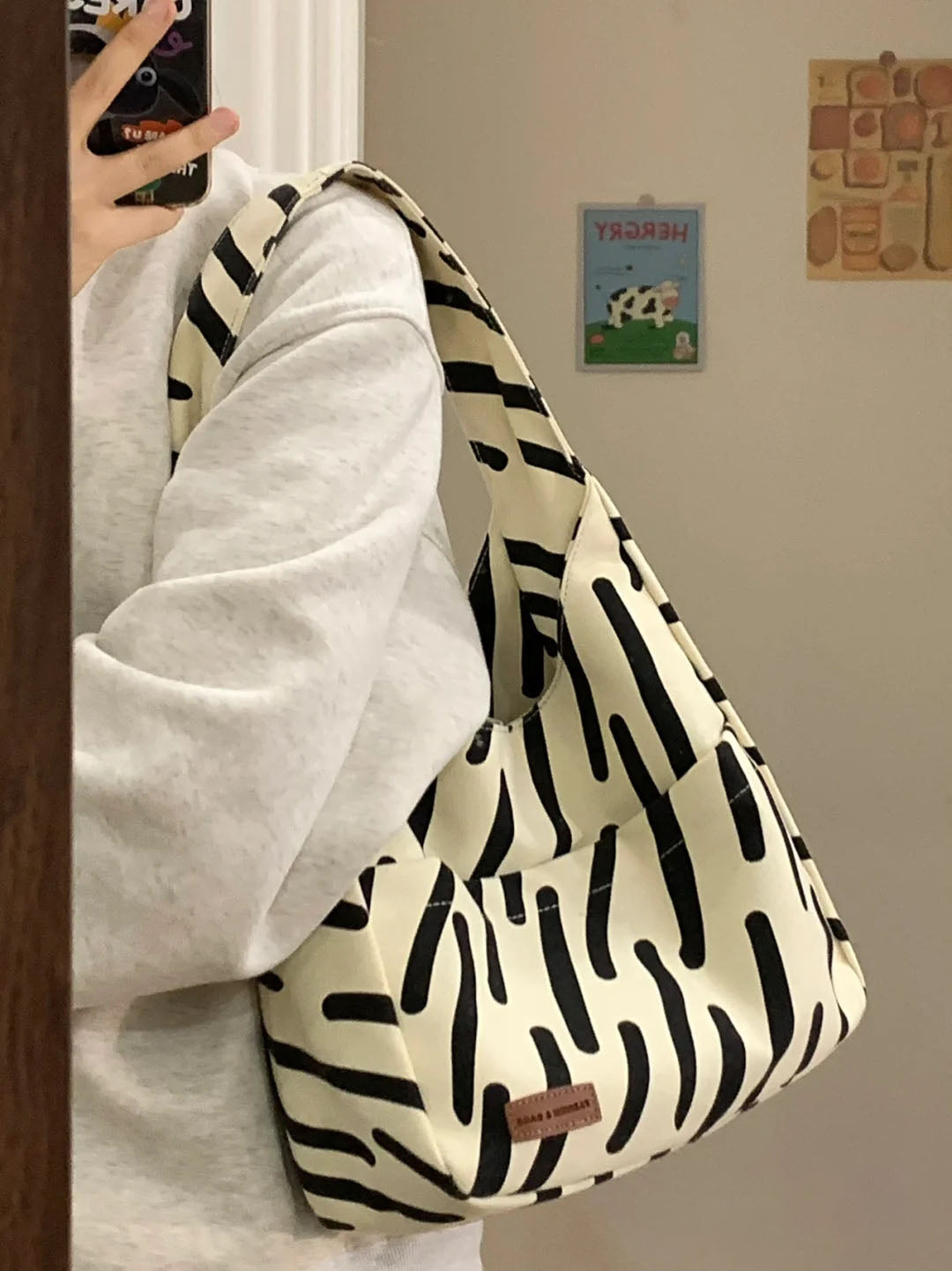 Zebra Crossing Pattern Canvas Crossbody Bag