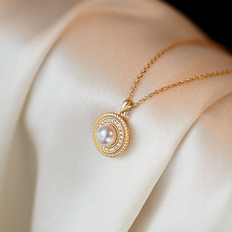 French Vintage Pearl Silver Round Pendant Necklace