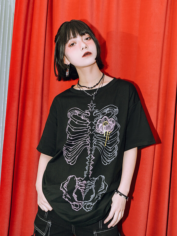 floral bone print Dark aesthetic short-sleeve top