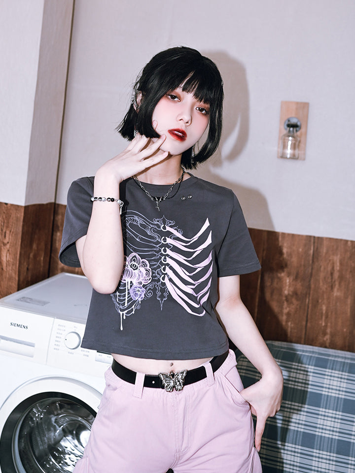 Dark-style cropped summer T-shirt