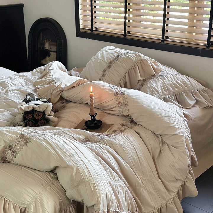 Country Farmhouse Style Ruffle Bedding Set