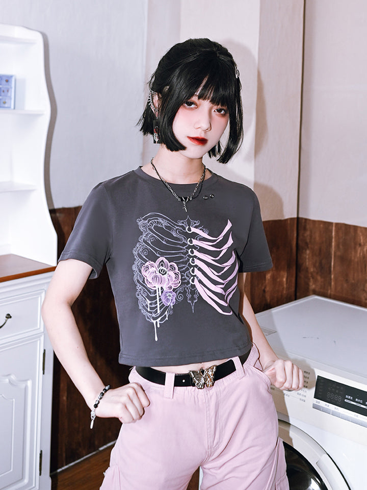 Dark-style cropped summer T-shirt