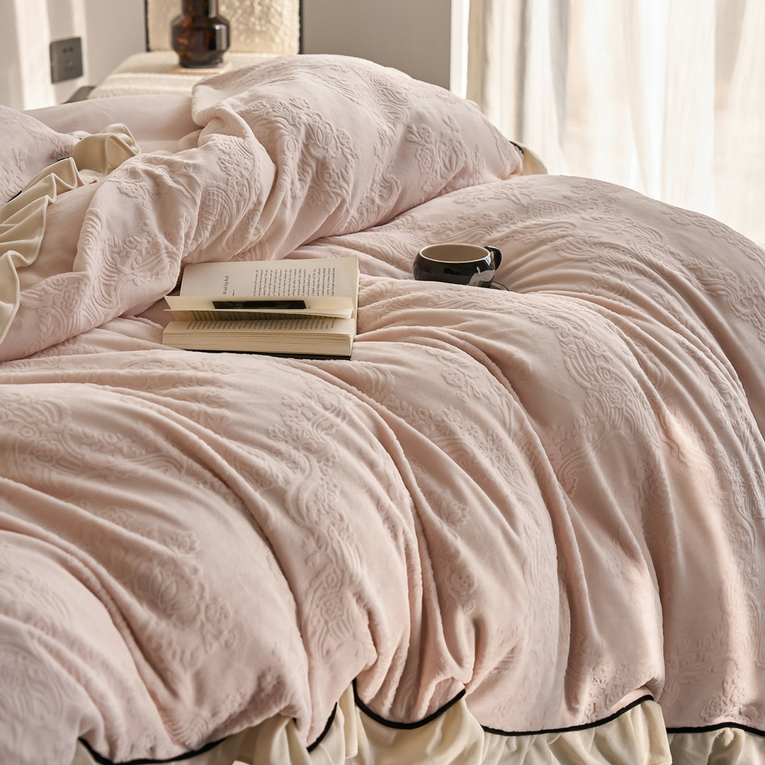 Cozy European Textured Thick Bedding Set