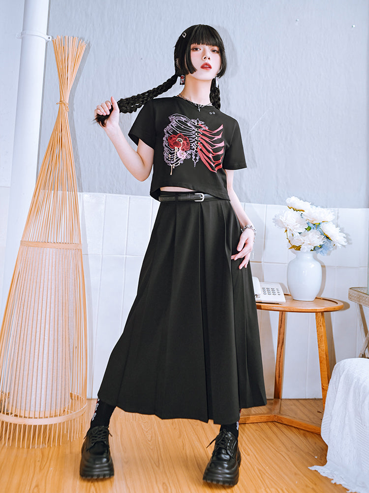 Dark-style cropped summer T-shirt