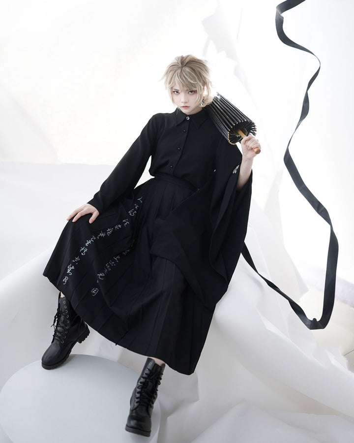 Black Pointed Collar Vintage Wide-Sleeve Blouse