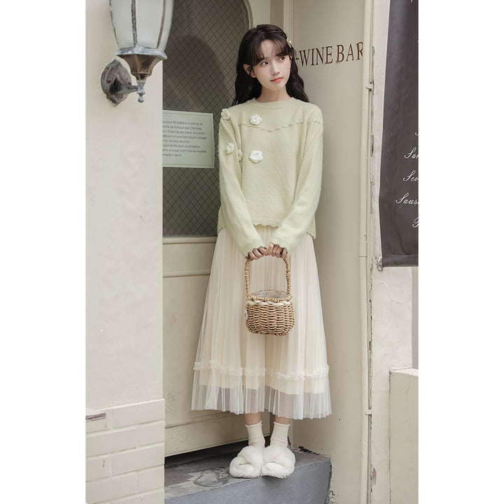 Japanese-style Floral Embroidered Round Neck Autumn Winter Sweater