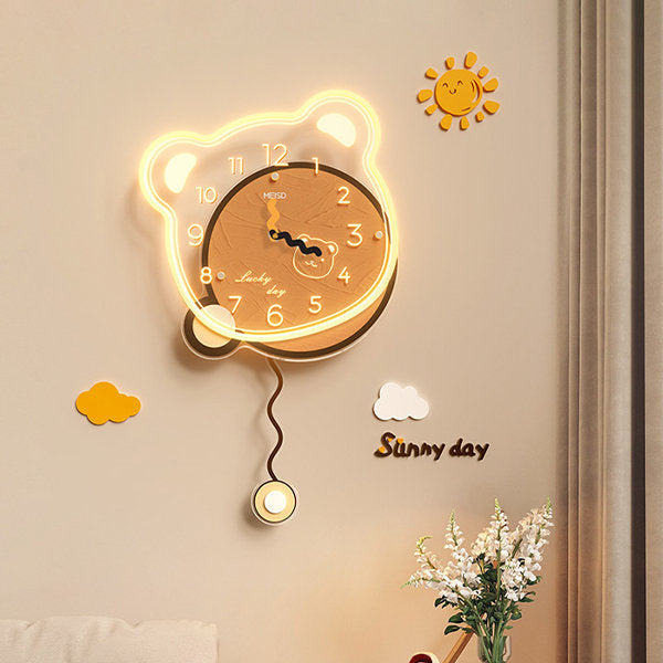 Trendy Bear Clock