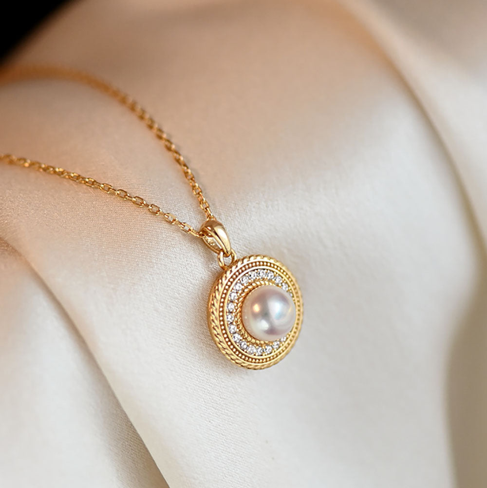 French Vintage Pearl Silver Round Pendant Necklace