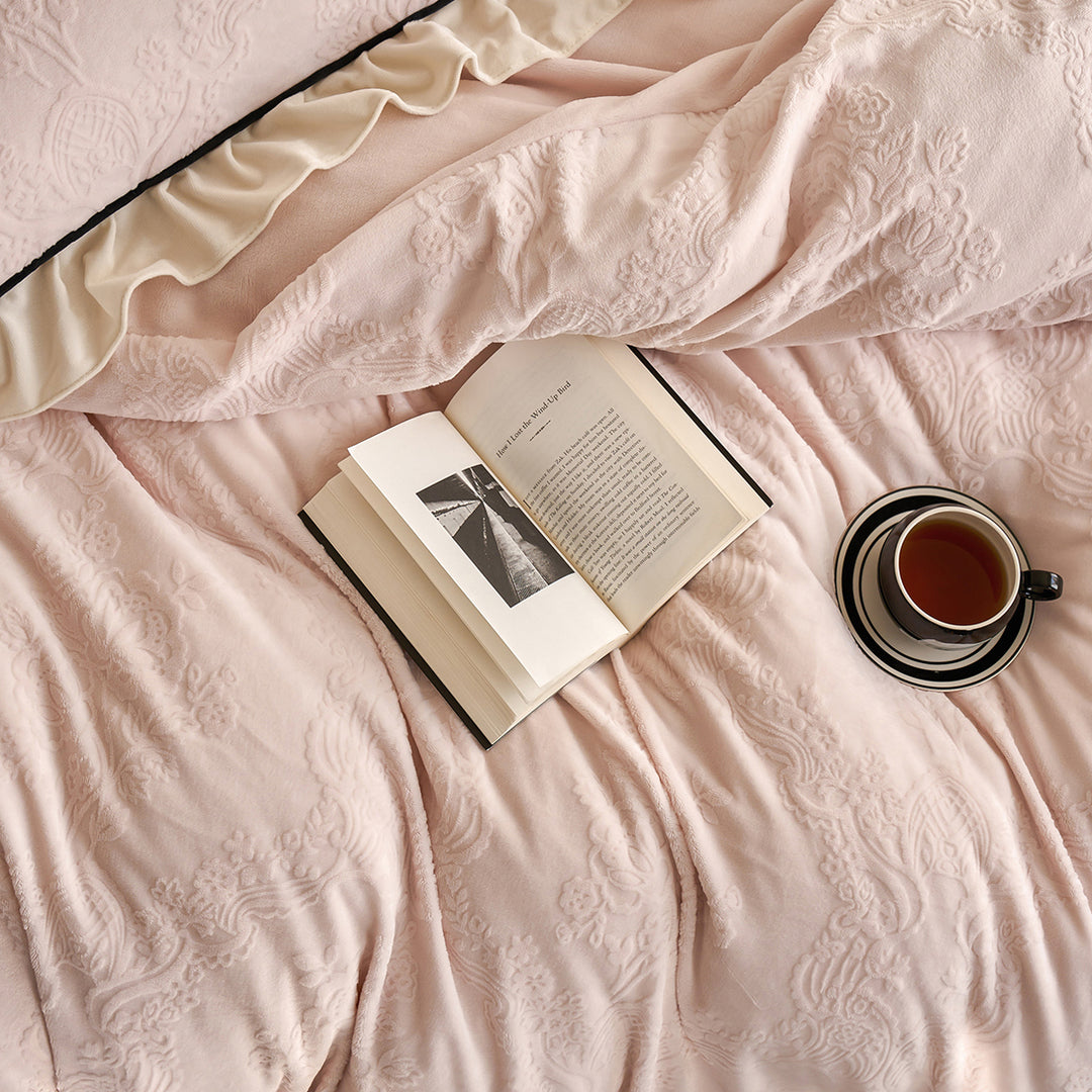 Cozy European Textured Thick Bedding Set
