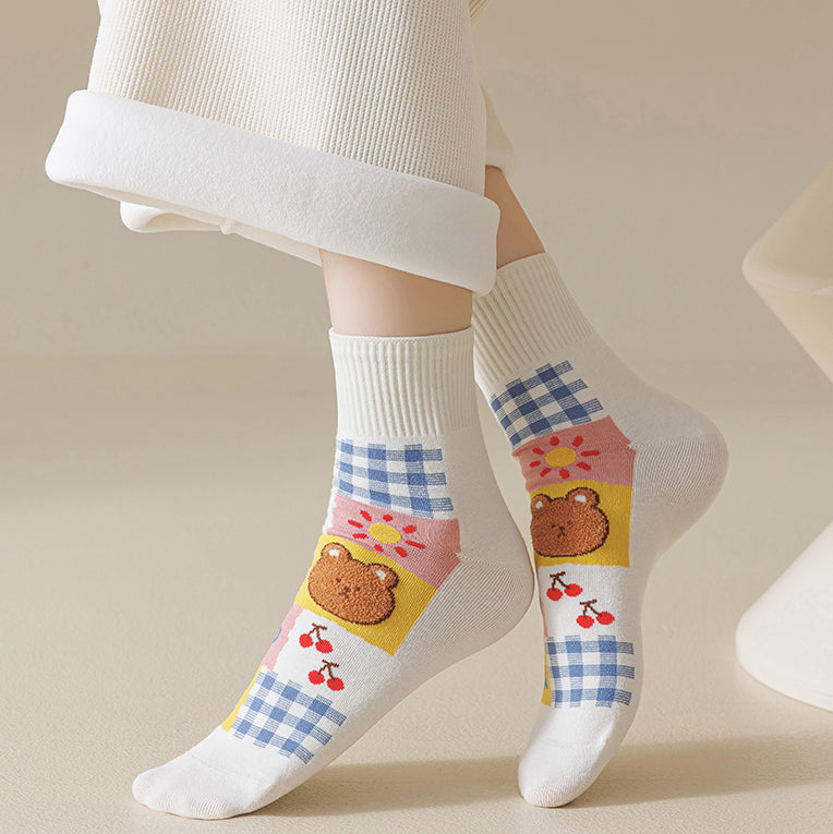 Japanese Cartoon Print Autumn/Winter Socks 5 Pairs /Set