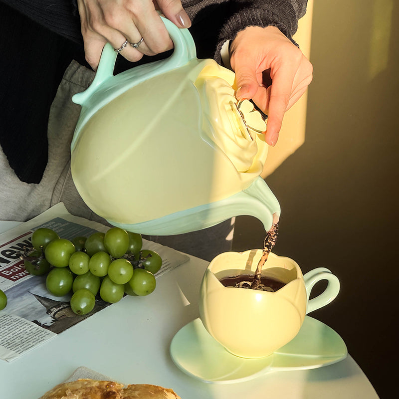 Tulip Ceramic Teapot Set