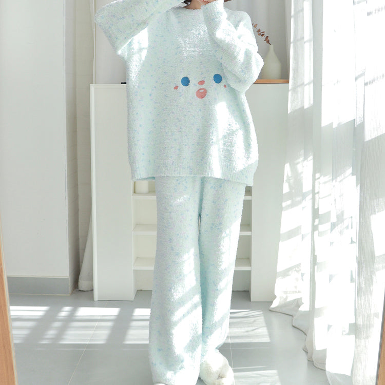 Cute Smail Pattern Round Neck Pajama Set