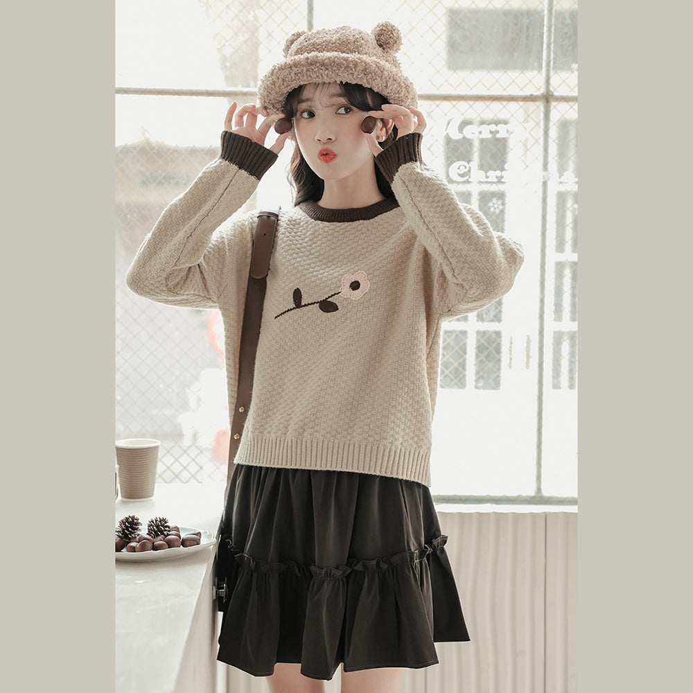 Floral Embroidered Round Neck Short Autumn Winter Sweater