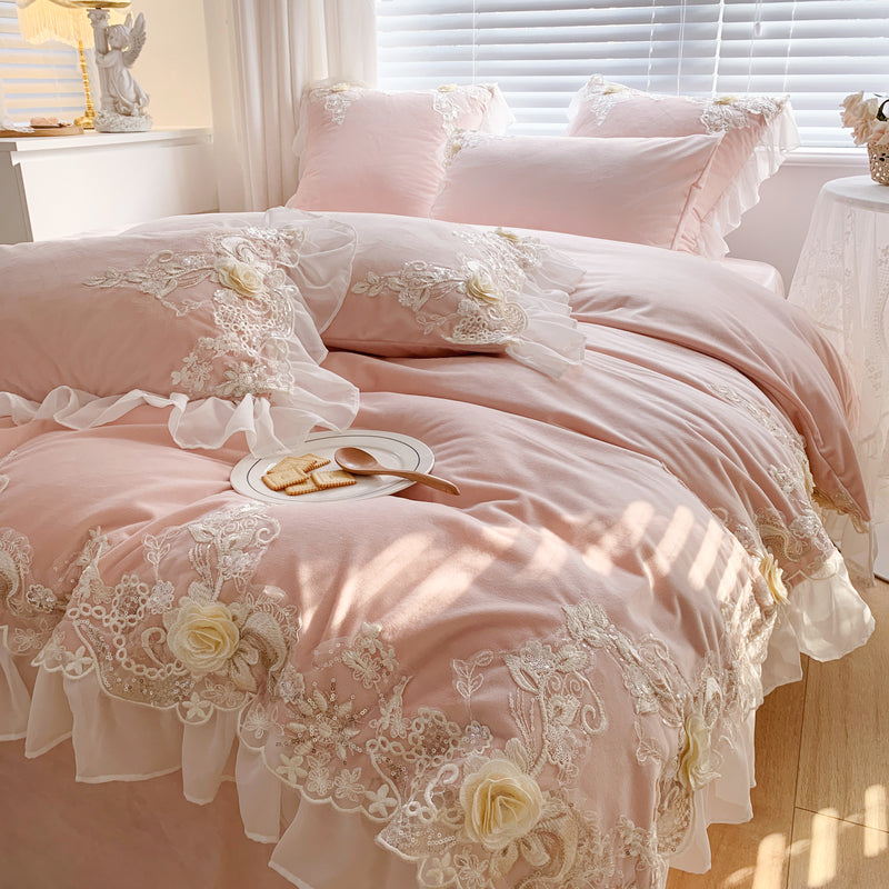 French-style Princess Floral Embroidery Milk Velvet Lace Bedding Set with Lace Trim