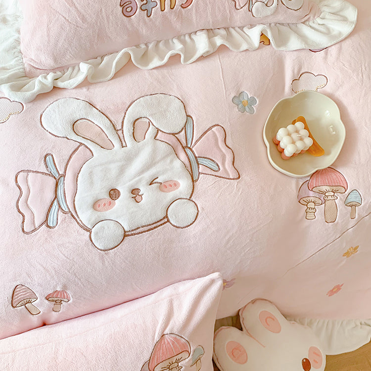 Cute Cartoon Rabbit Mushroom Embroidery Milk Velvet Autumn/Winter Duvet Cover Set