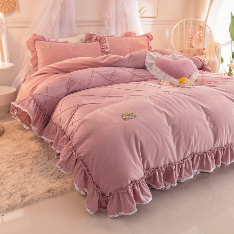 Princess-style Thickened Coral Fleece Ruffle Bedding Set