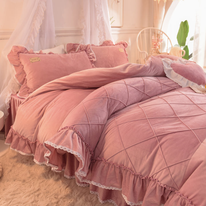 Princess-style Thickened Coral Fleece Ruffle Bedding Set
