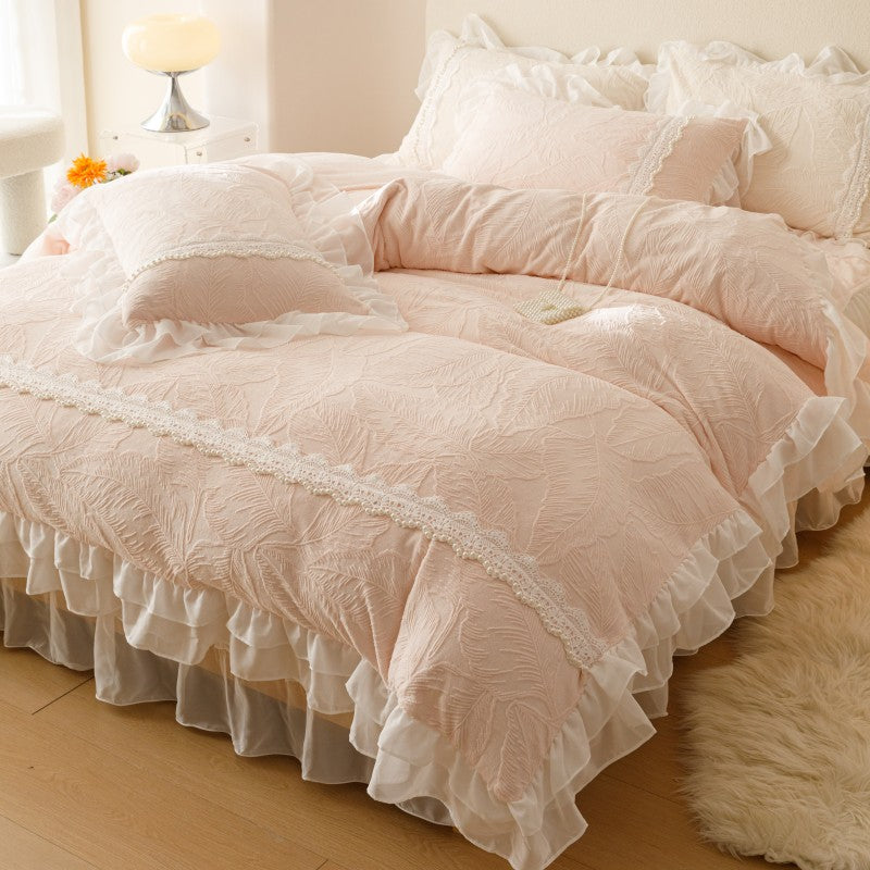 French Lace Trimmed Carved Fleece Thickness Bedding Set