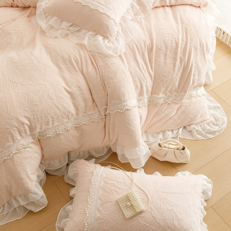 French Lace Trimmed Carved Fleece Thickness Bedding Set