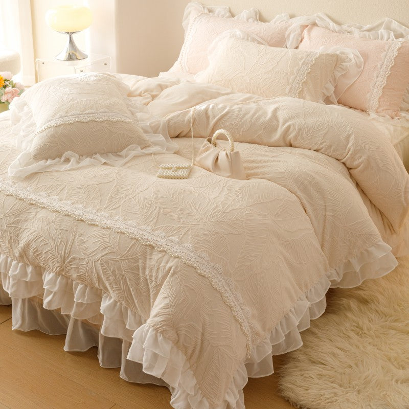 French Lace Trimmed Carved Fleece Thickness Bedding Set