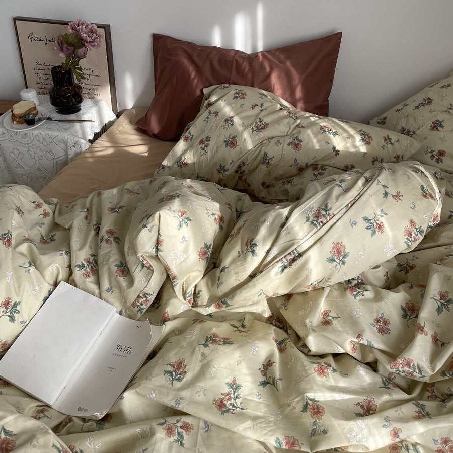 Vintage Floral Cotton Bedding Set