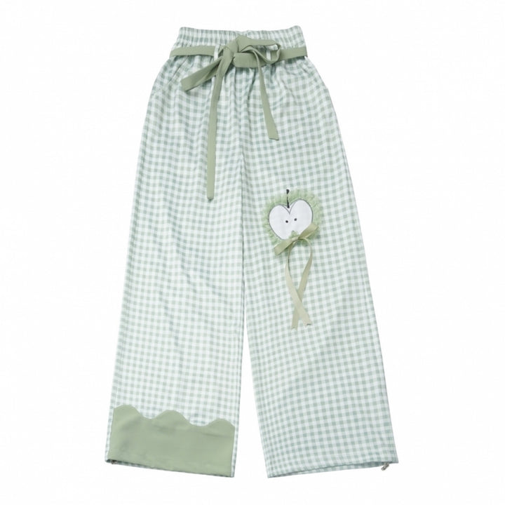 Cute Apple Graphic T-Shirt / Long Sleeve Shirt / Checkered Shorts / Pants
