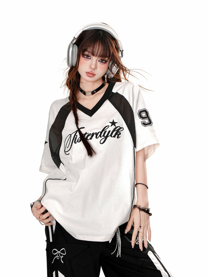American-Style V-Neck Loose Square Shoulder White Sports Top for Summer