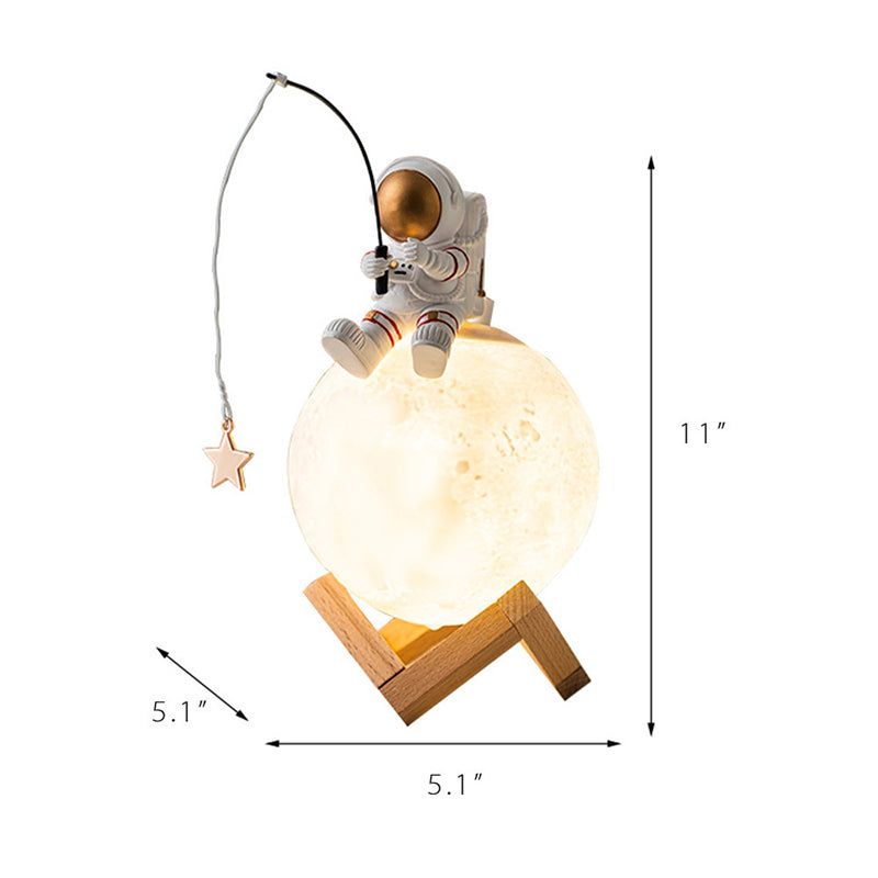 Astronaut on the Moon Humidifier
