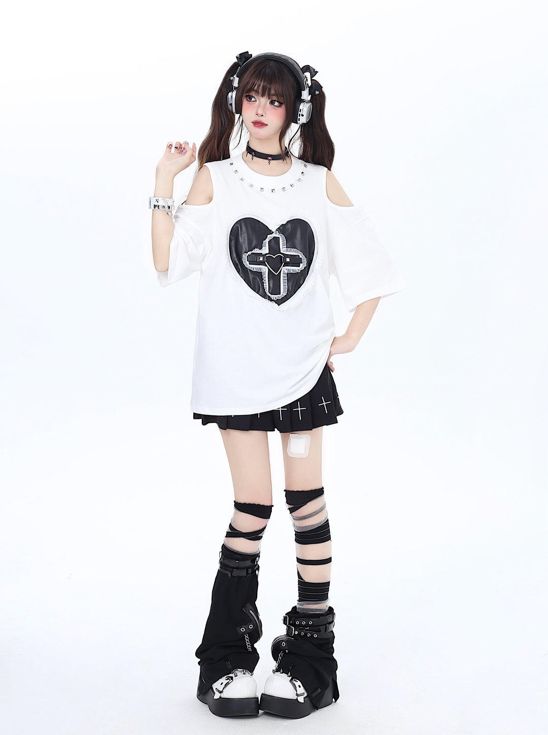 Love Heart Cross Embroidery Loose White T-Shirt