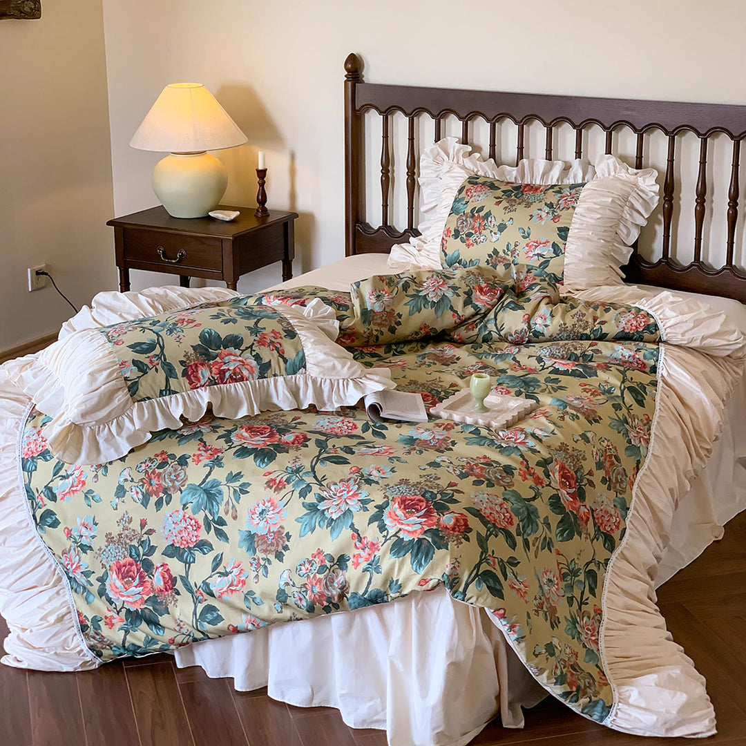 Vintage Rose Lotus Leaf Edge Bedding Set