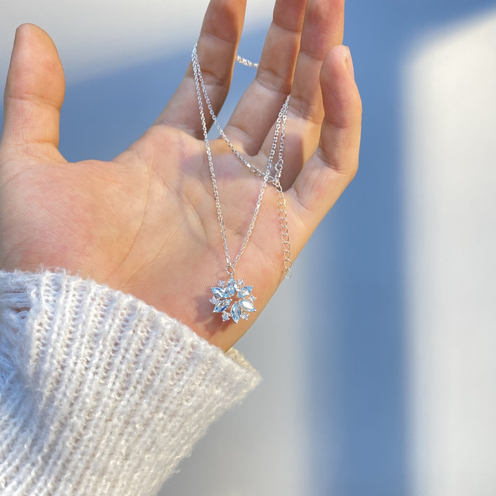 Snowflake Topaz Silver Necklace