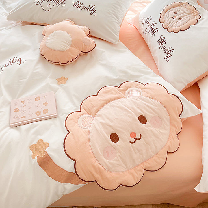 Cute Cartoon Lion Embroidery Bedding Set