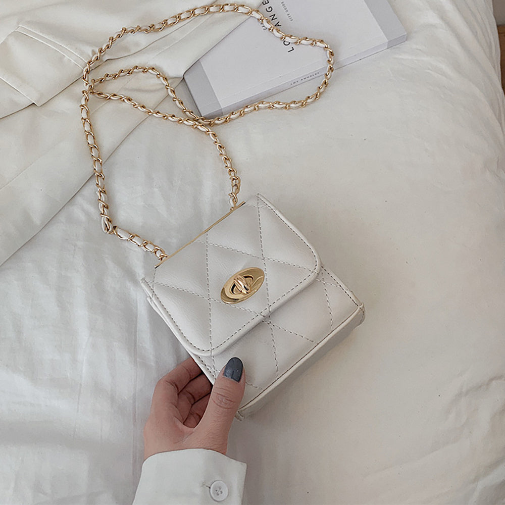 Chic Chain Crossbody Bag