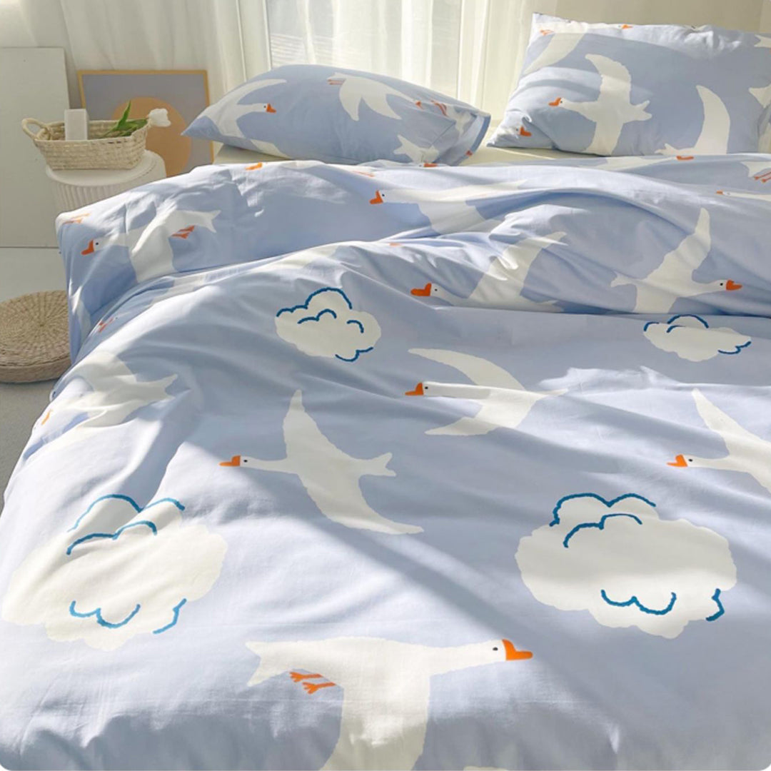 White Goose and Cloud Cotton Bedding Set