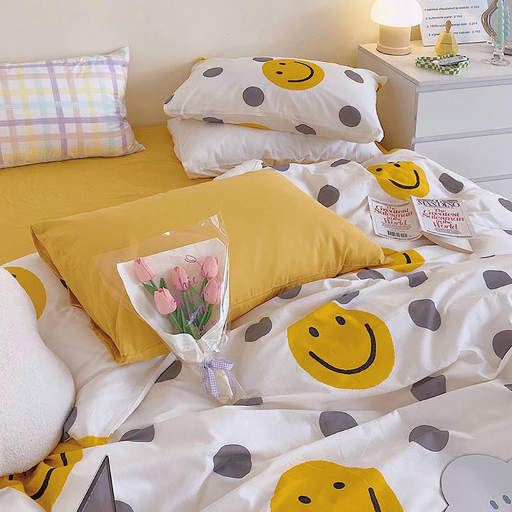 Emoji Polka Dot Bedding Set