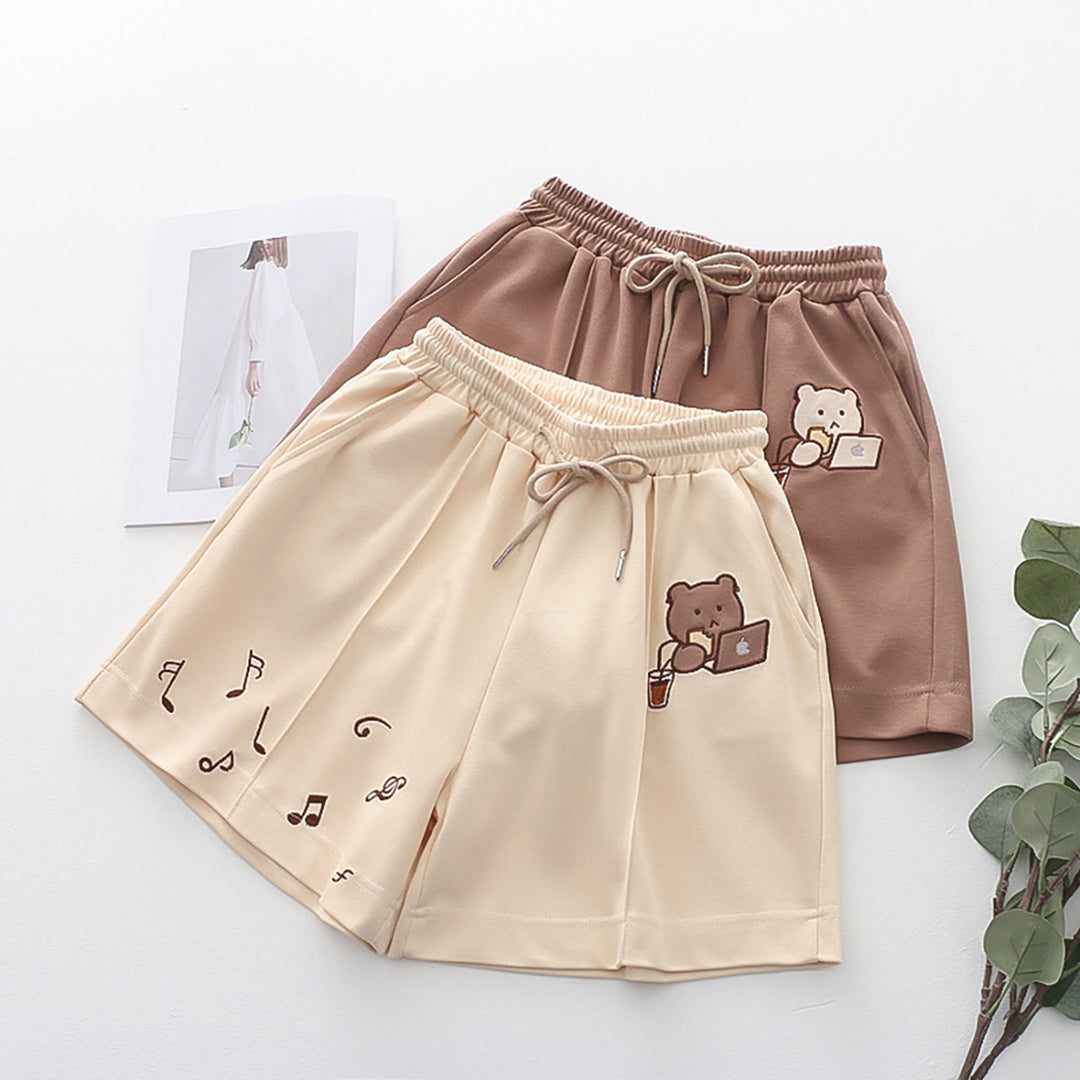 Cartoon Bear Embroidery Pocket Shorts